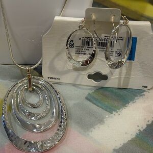 Silver Layered Oval Pendant Necklace with Matching Hoop Earrings
